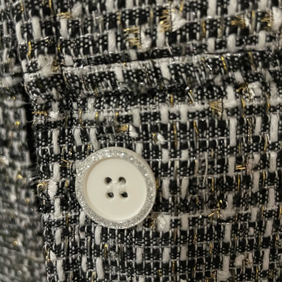 Fancy coat - Picture 4 of 5